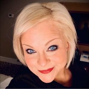 Meet your Posher, Kristine